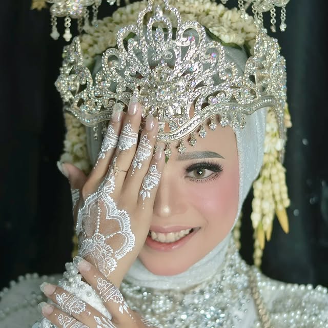 ANNISA Makeup & Wedding